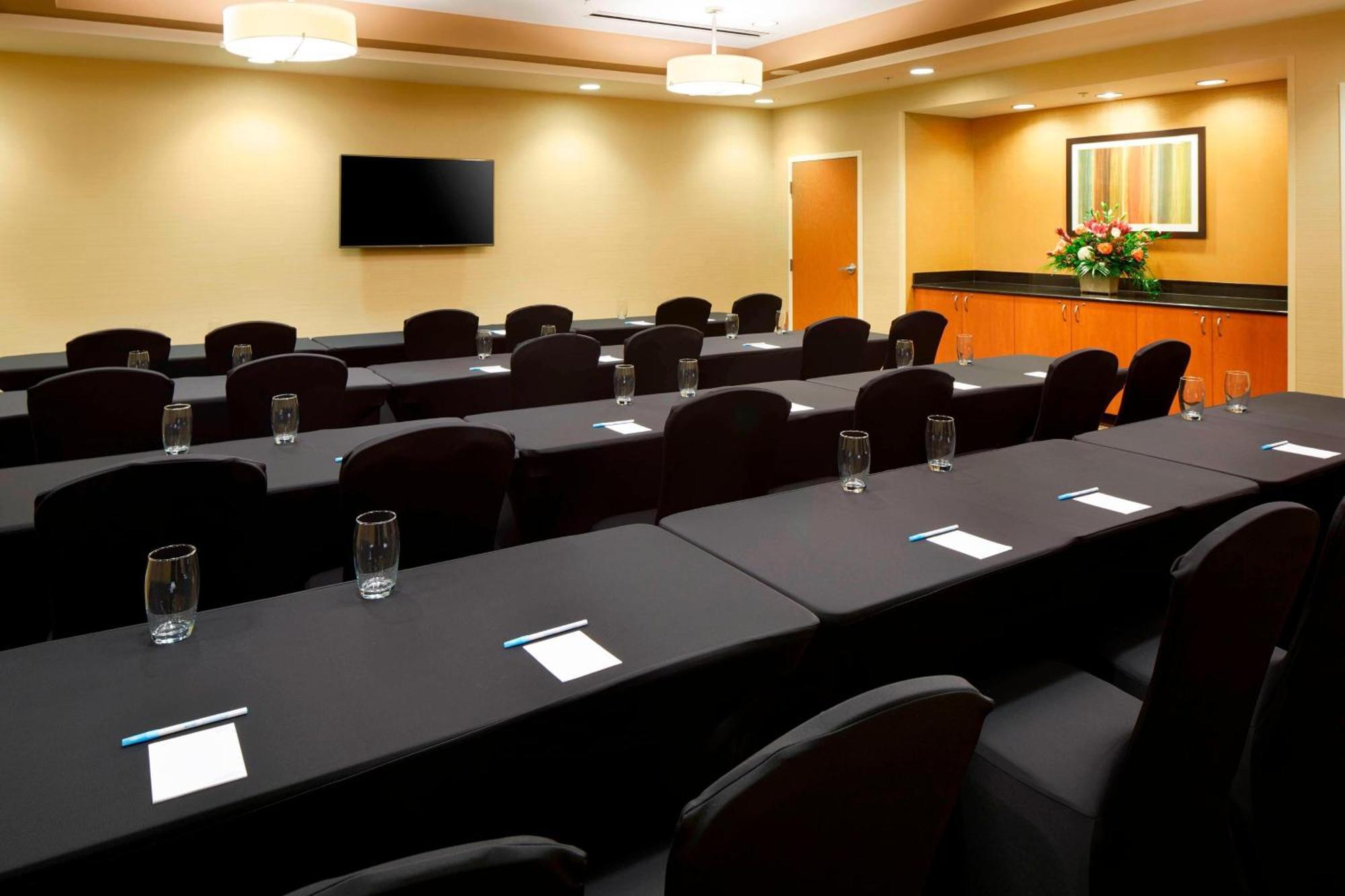 Fairfield Inn & Suites By Marriott Cumberland Exteriér fotografie