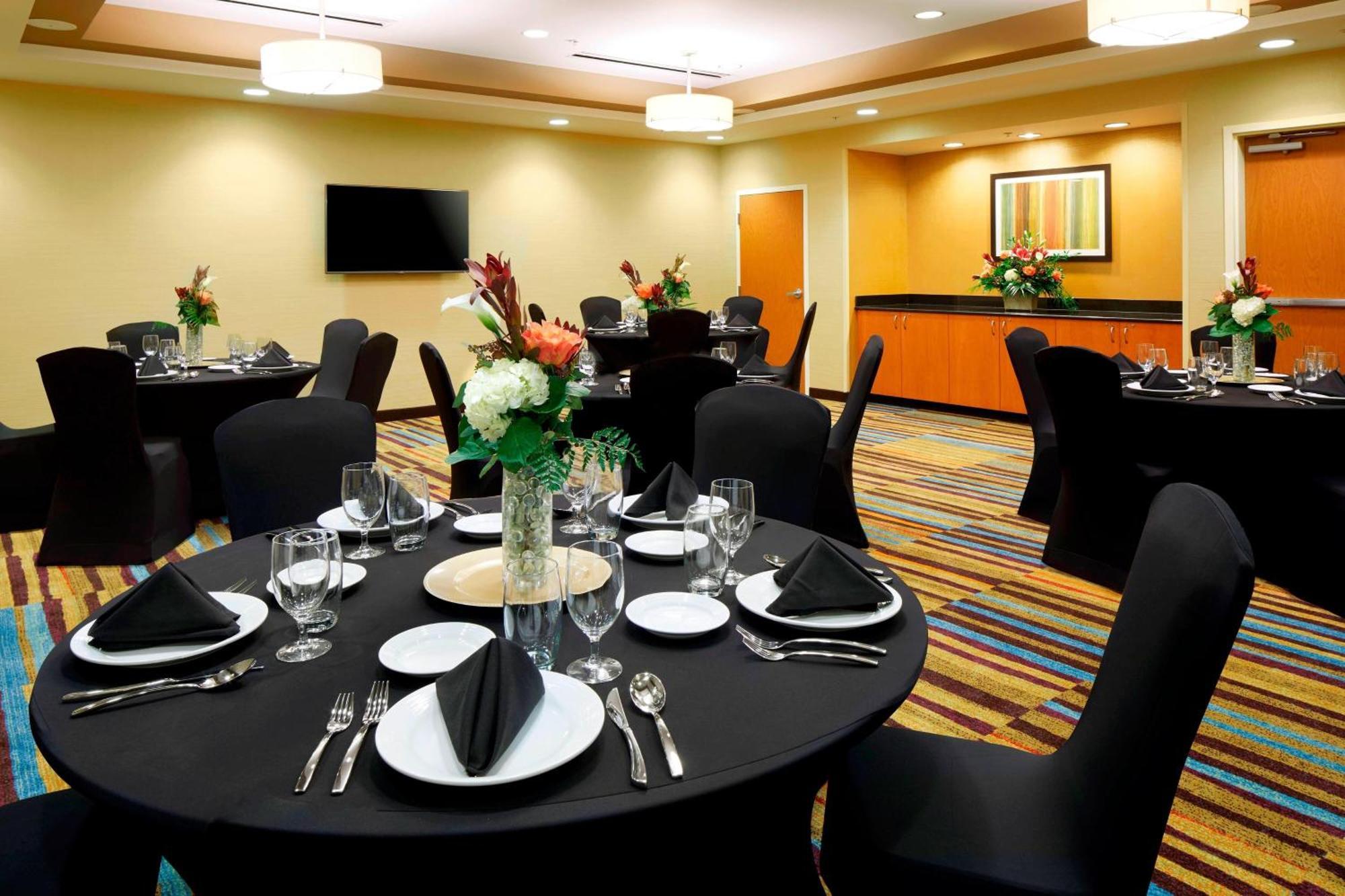 Fairfield Inn & Suites By Marriott Cumberland Exteriér fotografie